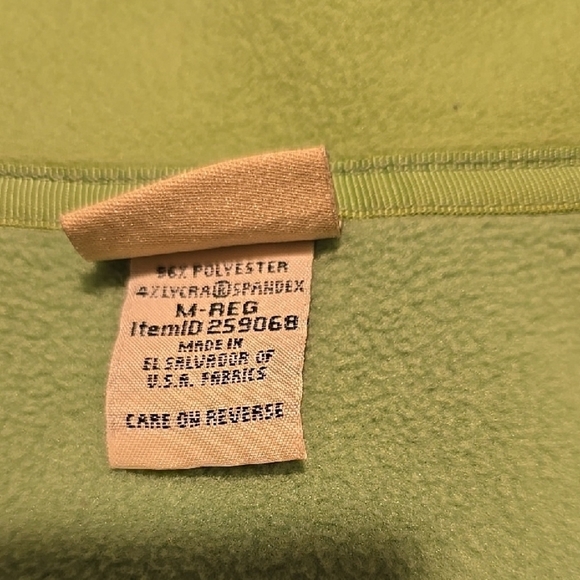 L.L. Bean Green Fleece Vest Plush Texture High Collar M - Picture 3 of 4